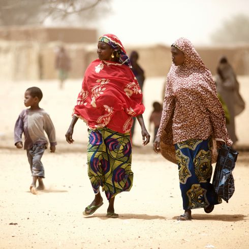 Schätzungsweise werden bis September rund 2,7 Millionen Menschen im Niger Hunger leiden müssen. (Foto: CARE/Frederic Courbet)